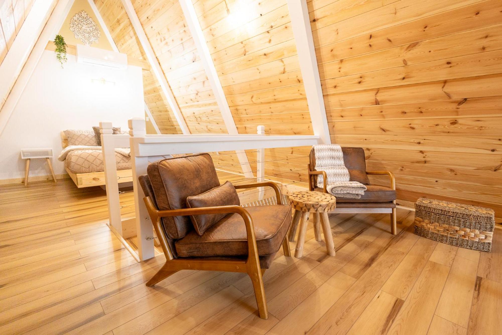 Valhalla Cabins Aframes With Hot Tubs & Sauna Cosby Exterior foto